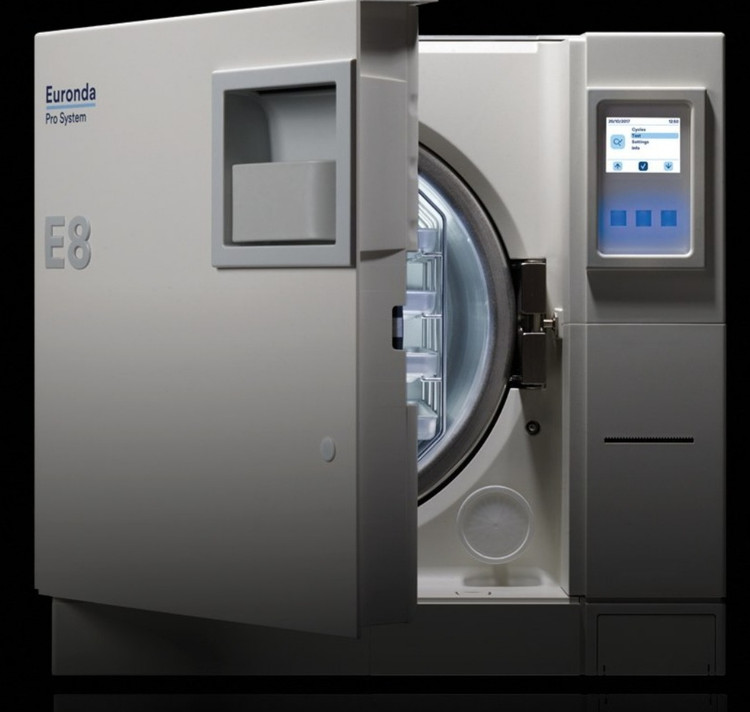 اتوکلاو 24 لیتری یوروندا Euronda مدل E8